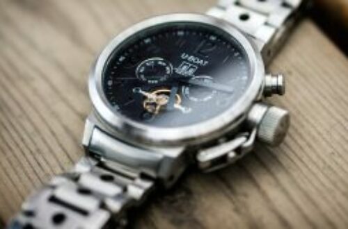 Article : Messieurs les ministres camerounais, la montre n’est pas là juste pour décorer